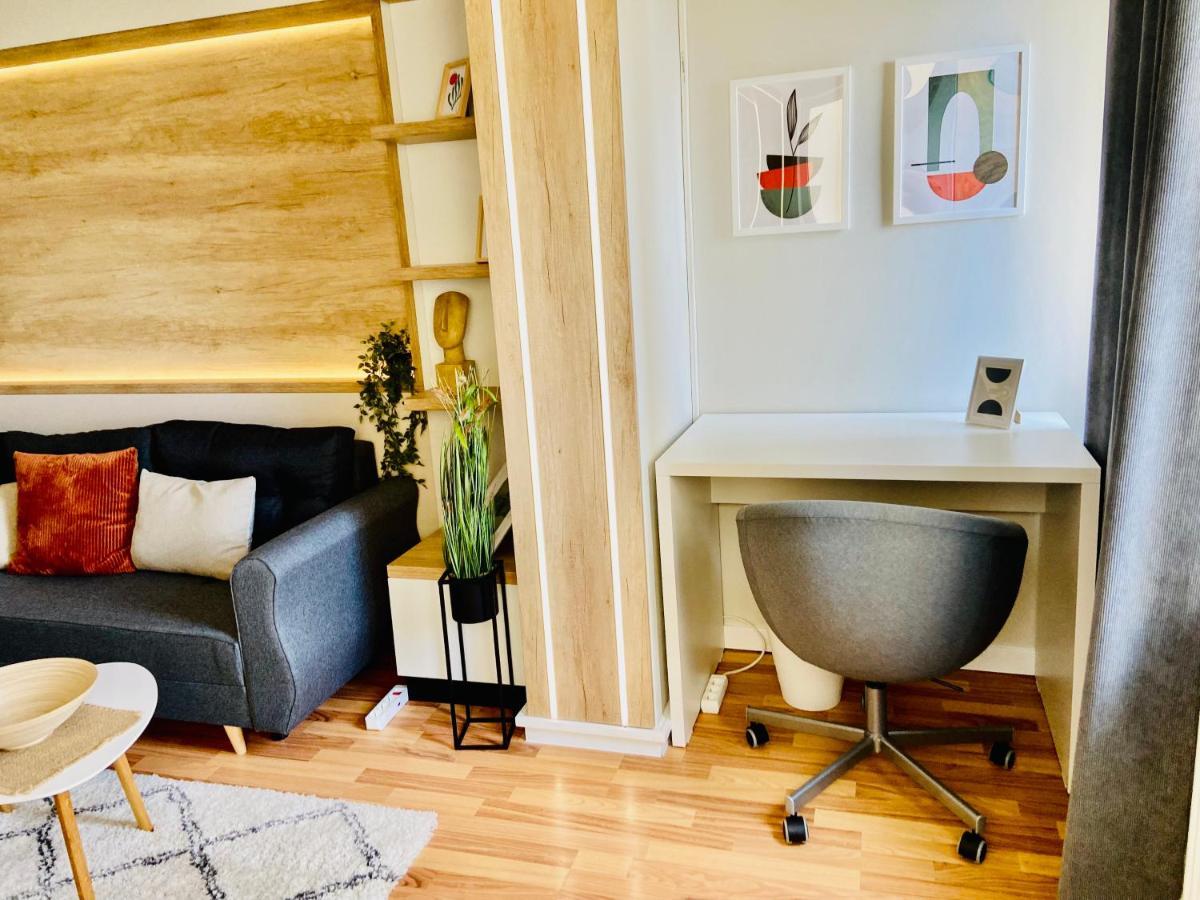 Iulius Loft Appartement Iasi Buitenkant foto
